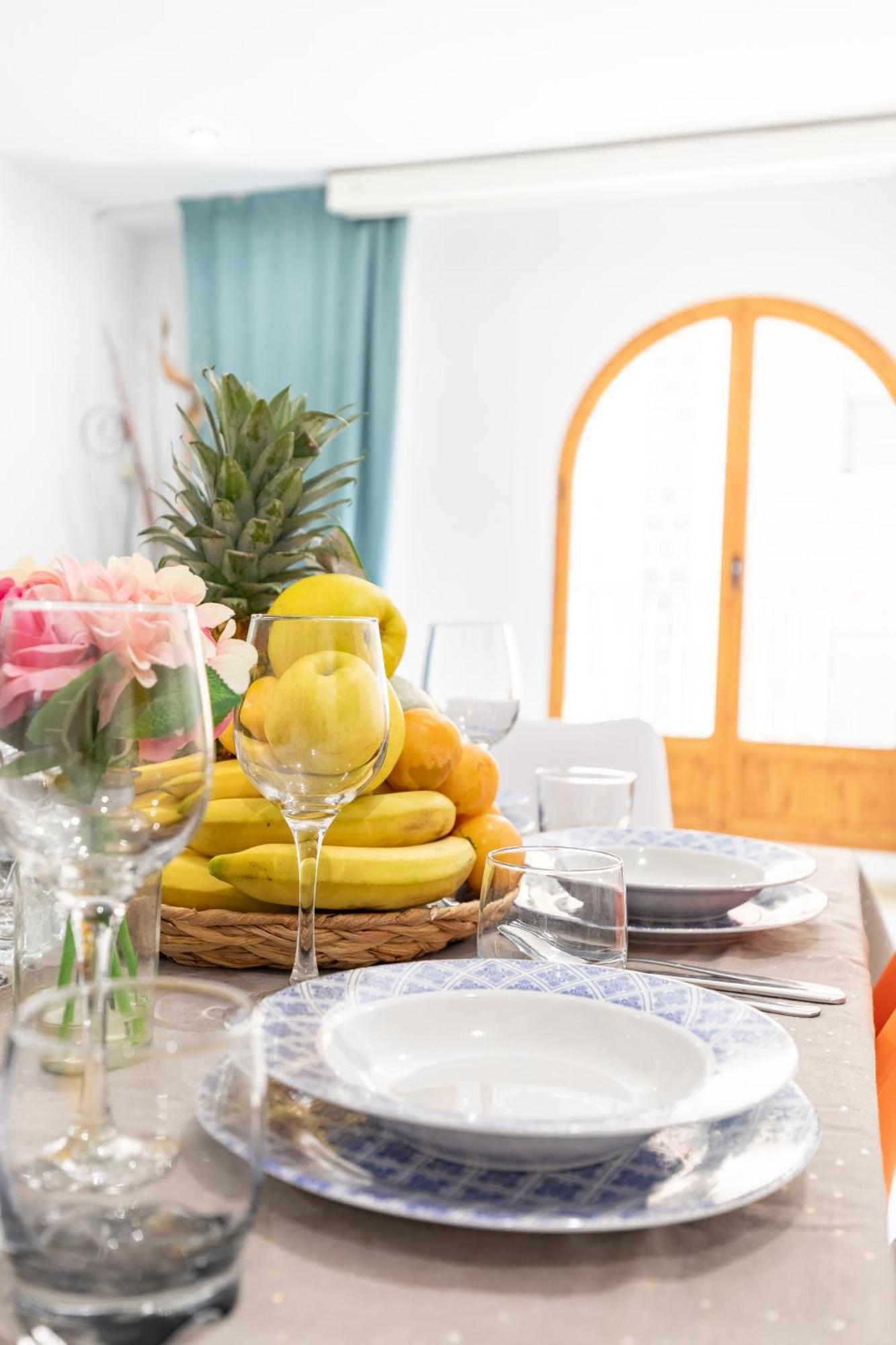 Aparthotel Mediterraneo By Neohotels-Centro 8 Min By Metro فالنسيا المظهر الخارجي الصورة