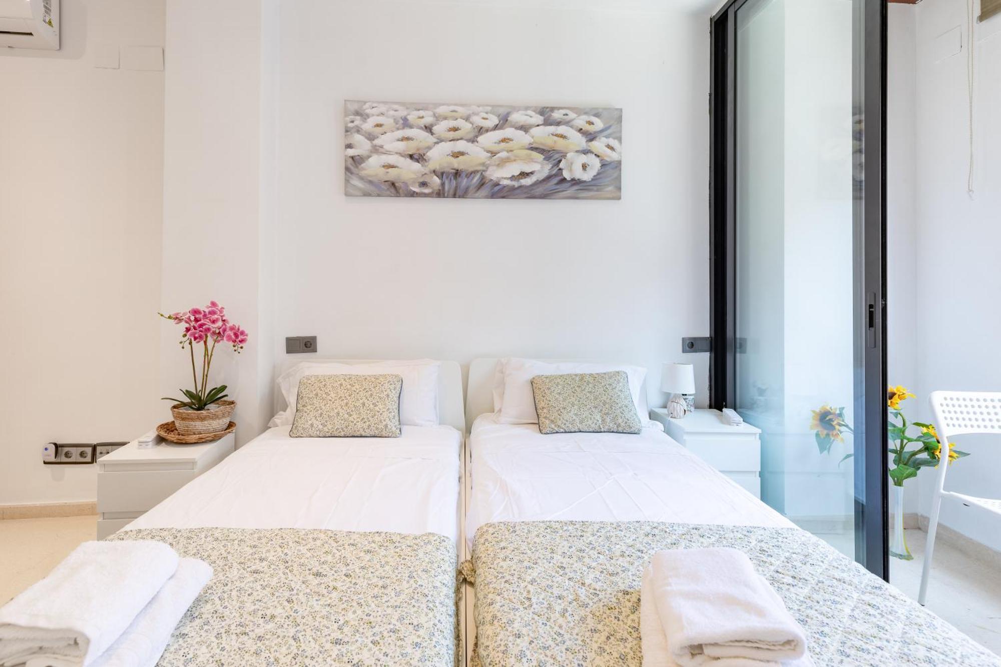 Aparthotel Mediterraneo By Neohotels-Centro 8 Min By Metro فالنسيا المظهر الخارجي الصورة