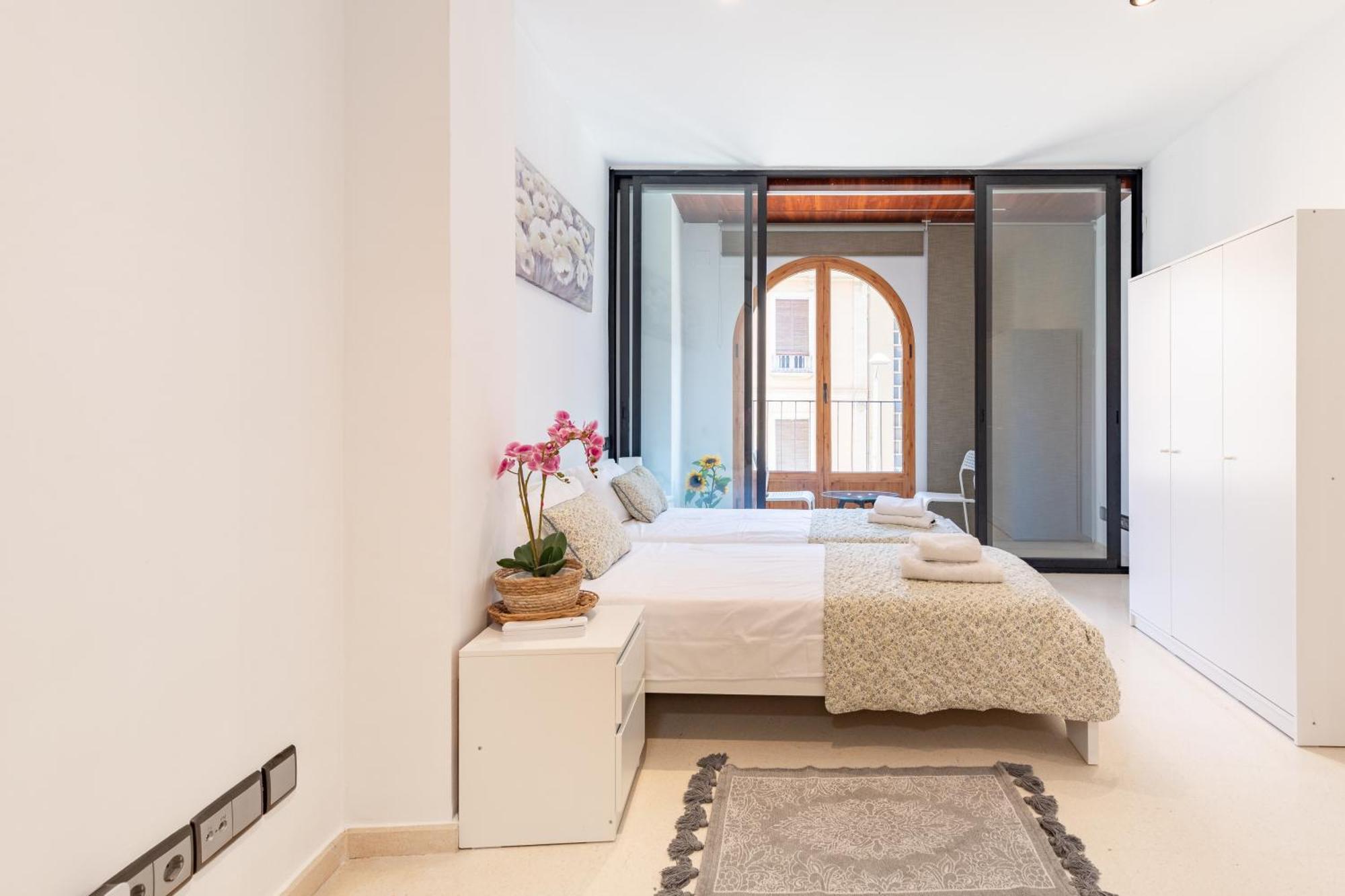 Aparthotel Mediterraneo By Neohotels-Centro 8 Min By Metro فالنسيا المظهر الخارجي الصورة